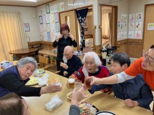 利用者とワーカーで新年会